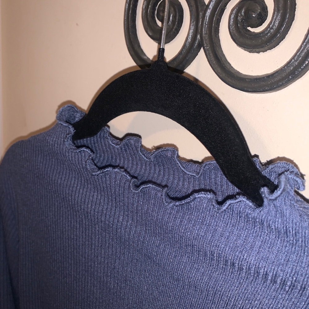 Love Tree Ribbed Long Sleeve Ruffled Edge Top - Picture 2 of 8